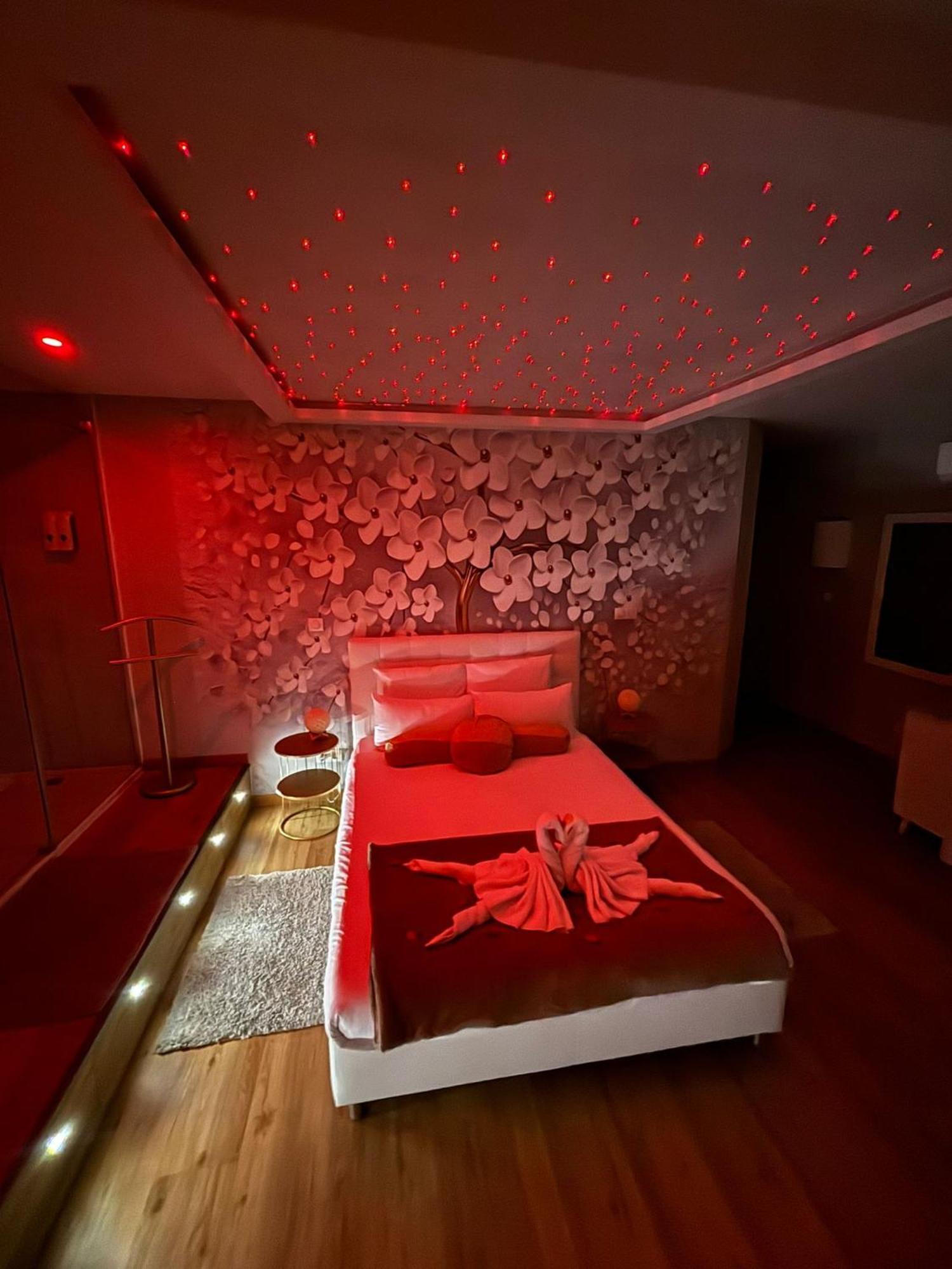 Studio Love Room Spa Baignoire Double La Ciotat Centre Port 外观 照片